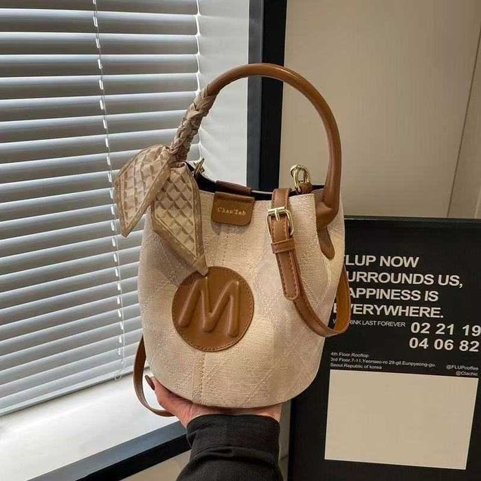 Torba na ramię litera M