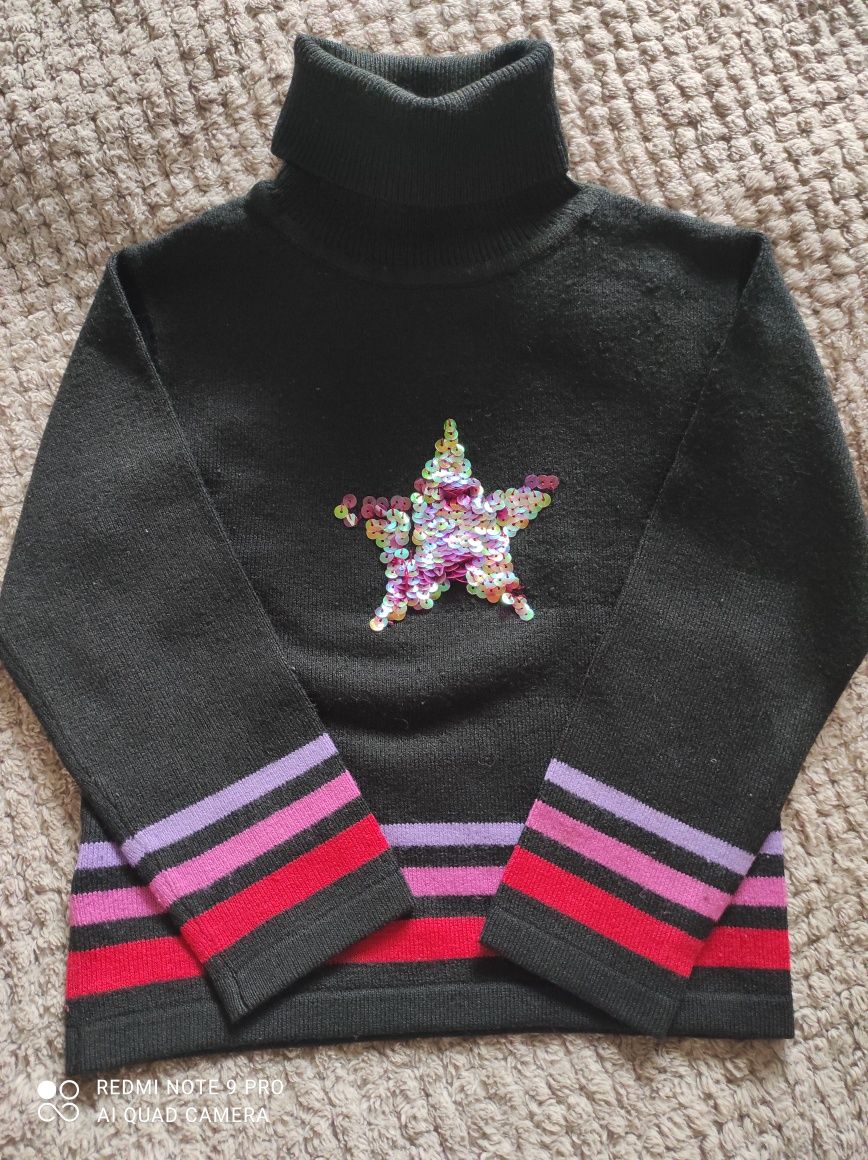 Фирменный свитер свитшот реглан 4-7лет (110-122) в отличном сост