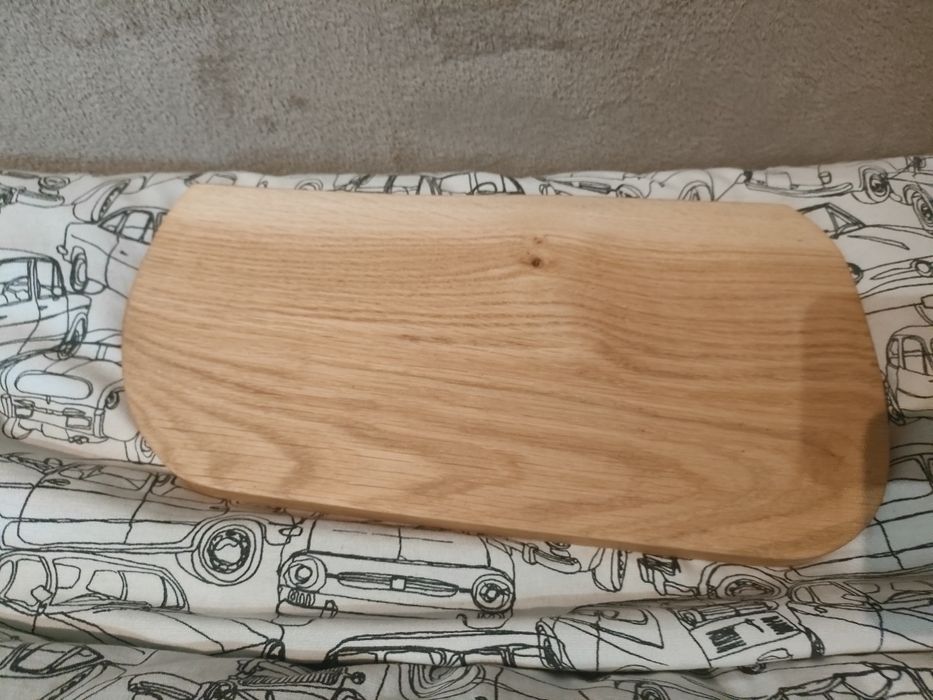 Deska dębowa do krojenia i serwowania