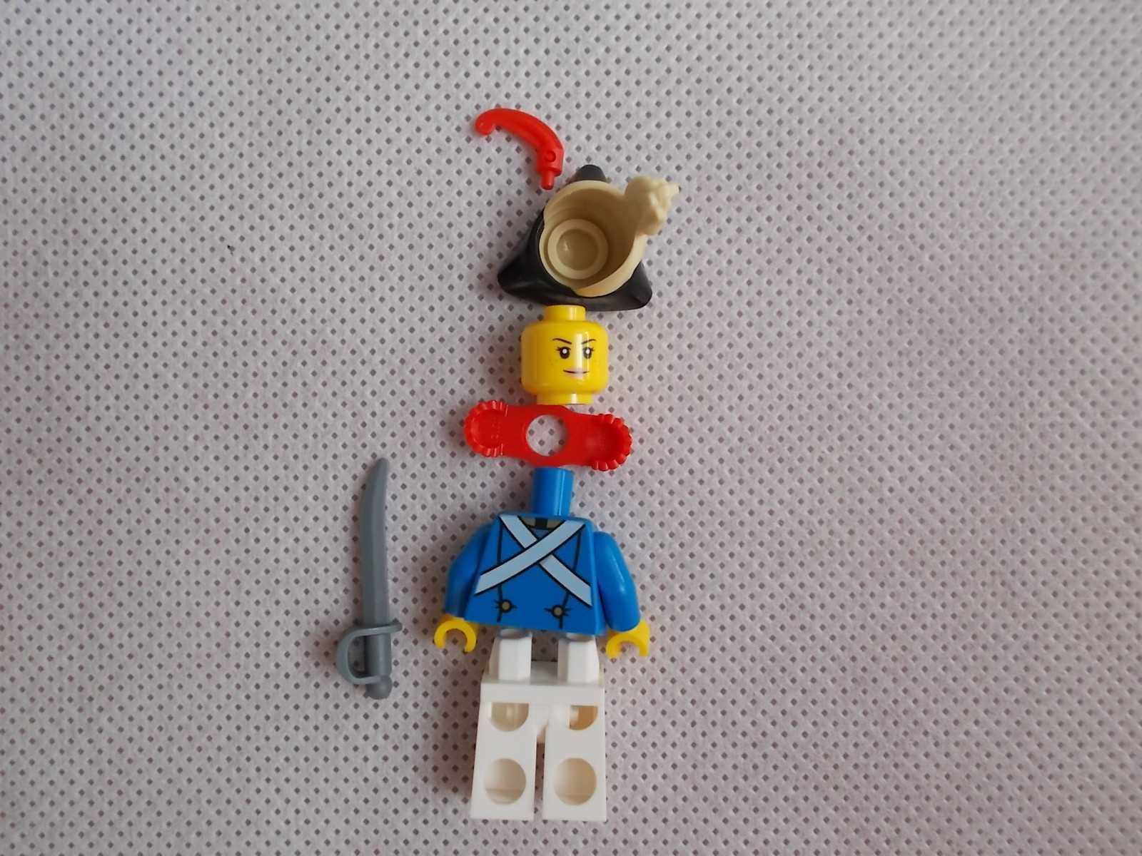 LEGO 10320 Żołnierka z szablą pi188 Oficer Piraci Nowa