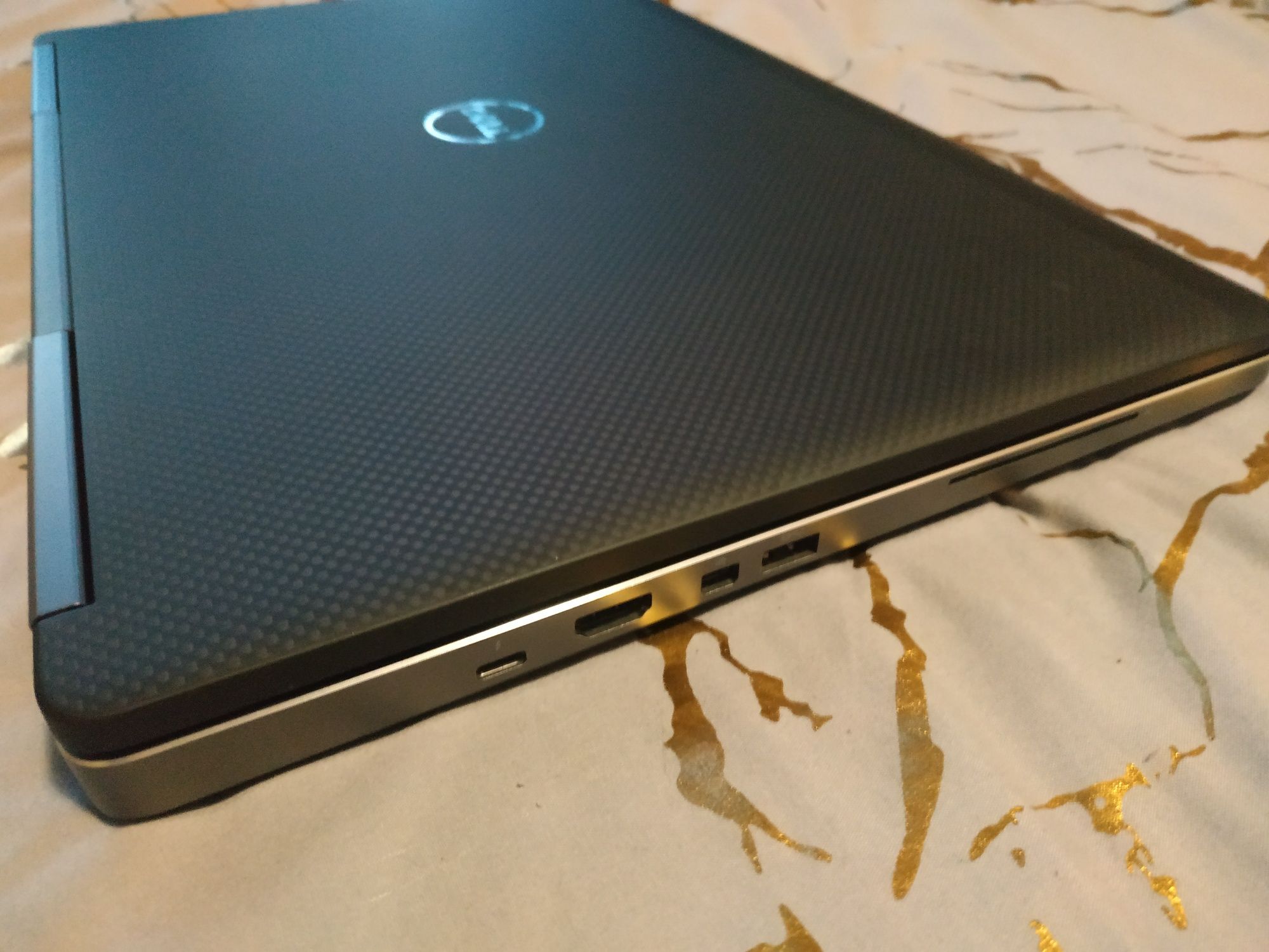 Ноутбук Dell Core i7-6820HQ
