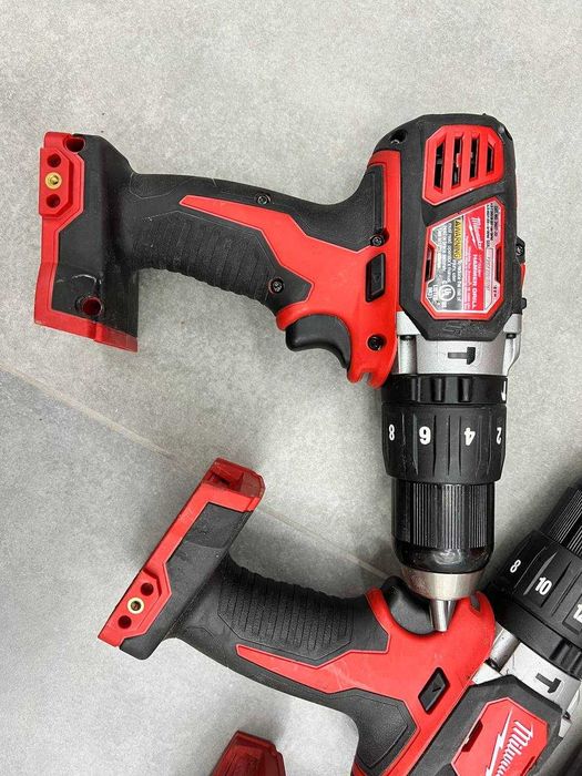 Milwaukee M18BPD-402C wkretarko-wiertarka udarowa