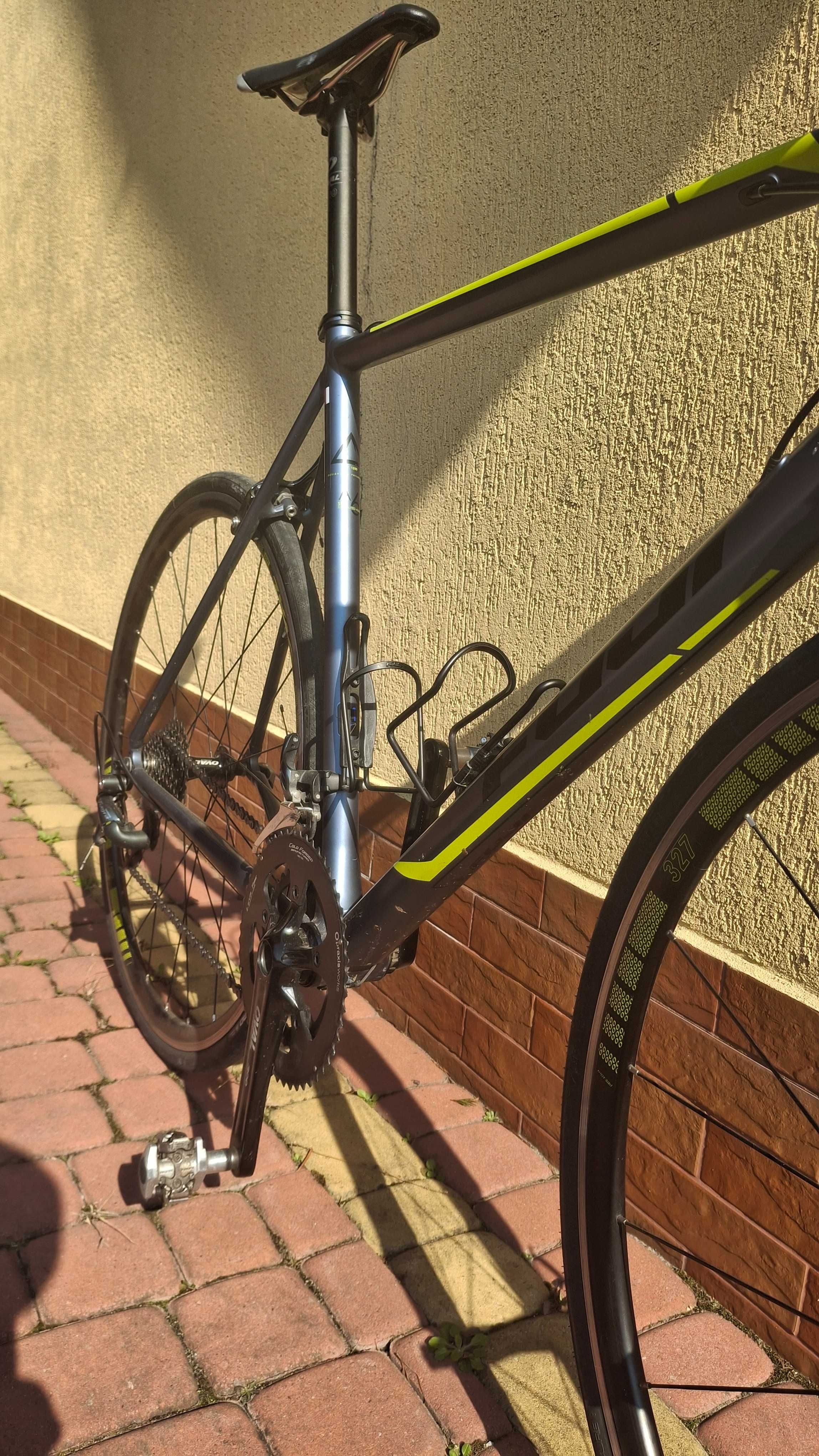 Rower szosowy fuji roubaix