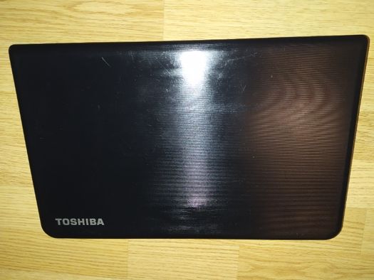 Laptop 15.6 TOSHIBA Satellite C50A1DV Intel i3 4x HDMI USB3 WIN 10 SSD