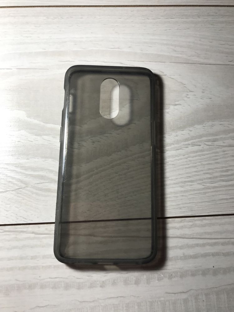 Чохли на OnePlus 6T, iPhone 7 Plus