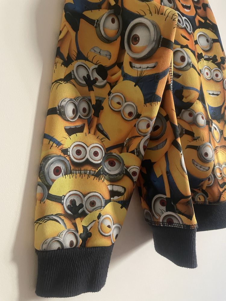 Bluza chlopięca MINIONKI rozmiar 110 jak nowa