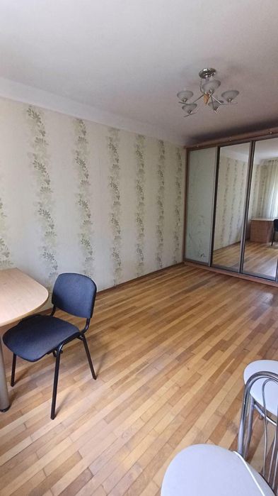 Продам 3 кім.квартиру,вул.Чорних Запорожців,ТЦ Форум,м.Бровари SL