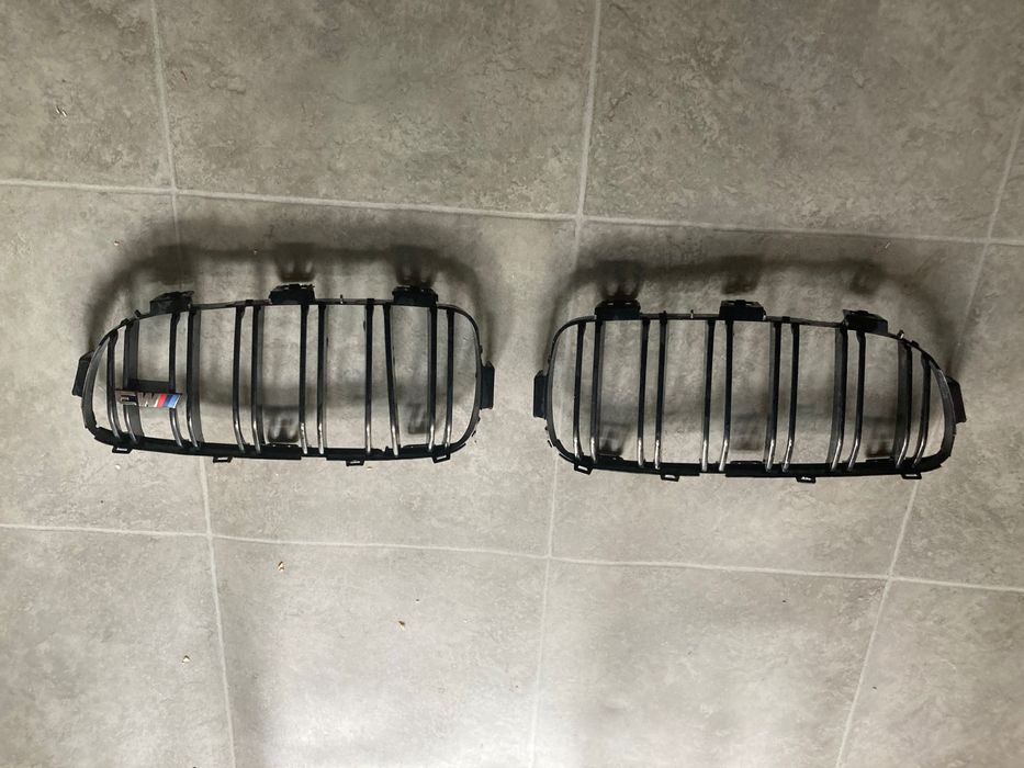 Решетка радиатора bmw m3 f80 ноздри 2352811  2352812