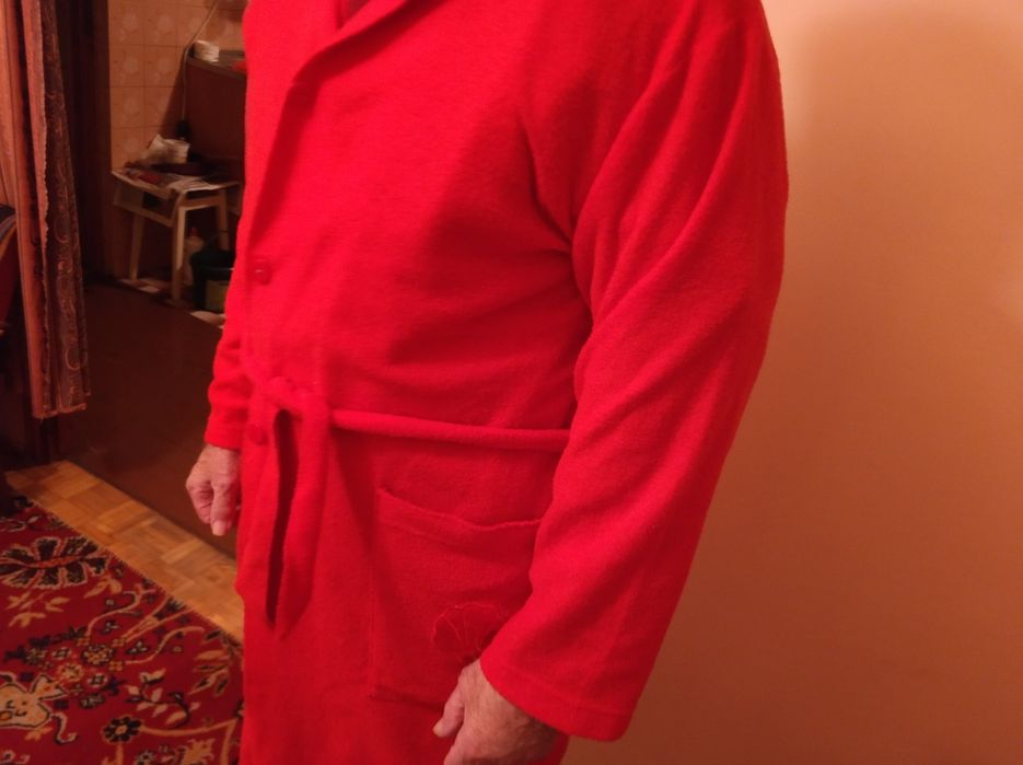 Szlafrok czerwony damski z guzikami