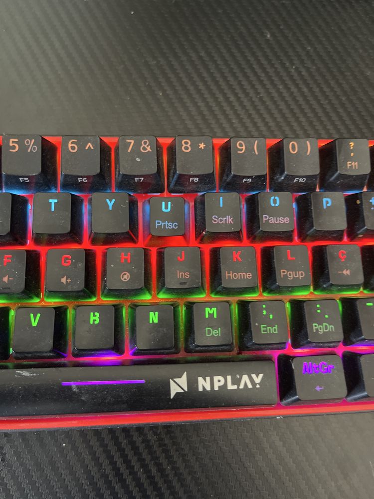 Teclado gamer da NPLAY
