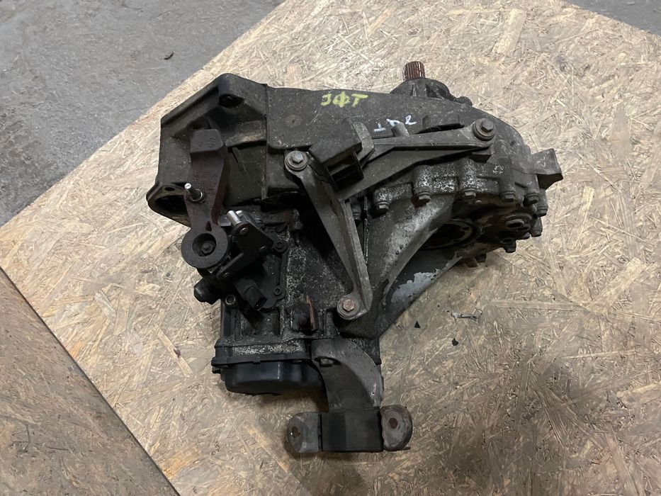 VW T5 1.9 tdi skrzynia biegów 5-biegowa JQT oryginał