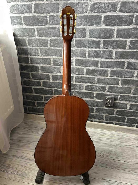 Gitara VALTIERRA model bartez 3/4