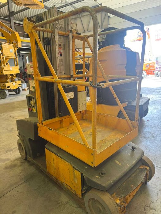 Plataforma elevatoria 8M JLG Toucan Junior (USADA)