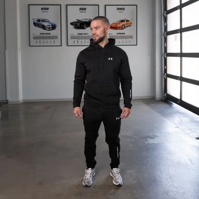 Универсальный мужской зимний костюм на флисе