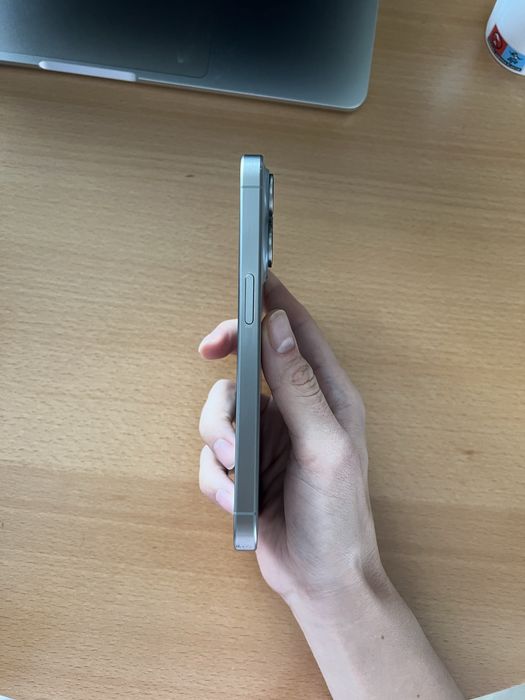 Iphone 15 pro 256GB