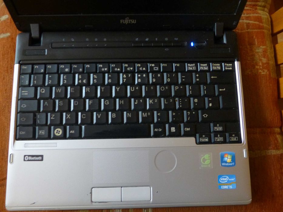 Laptop Fujitsu Lifebook P 701 i3 SSD 128GB