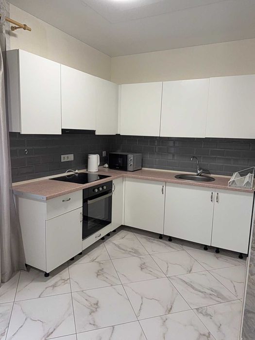 Супер пропозиція!Оренда таунхауса-Осокорки, біля метро Славутич,1км!