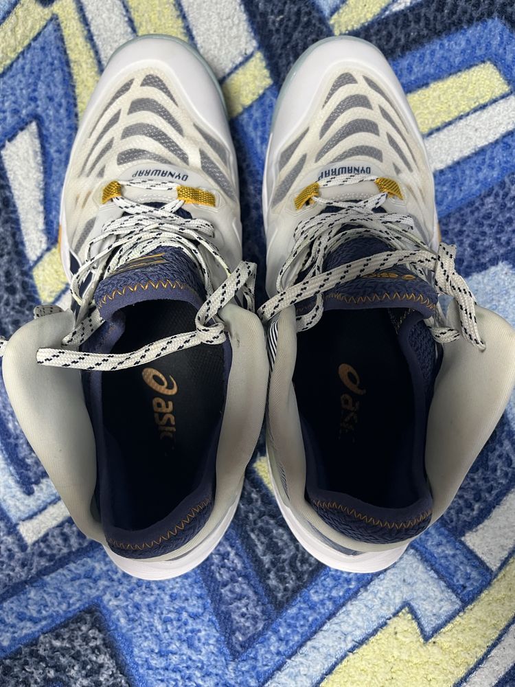 Волейбольні кросівки Asics Metarise