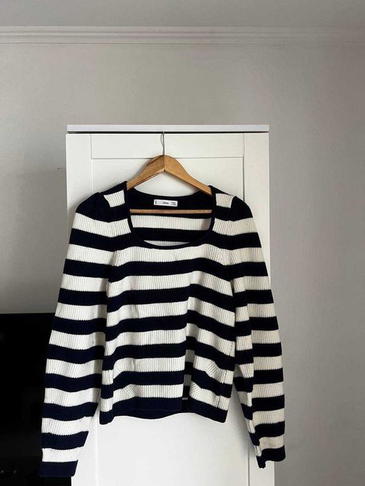 Светер вязаний в смужку, бренд- Mango, розмір-L