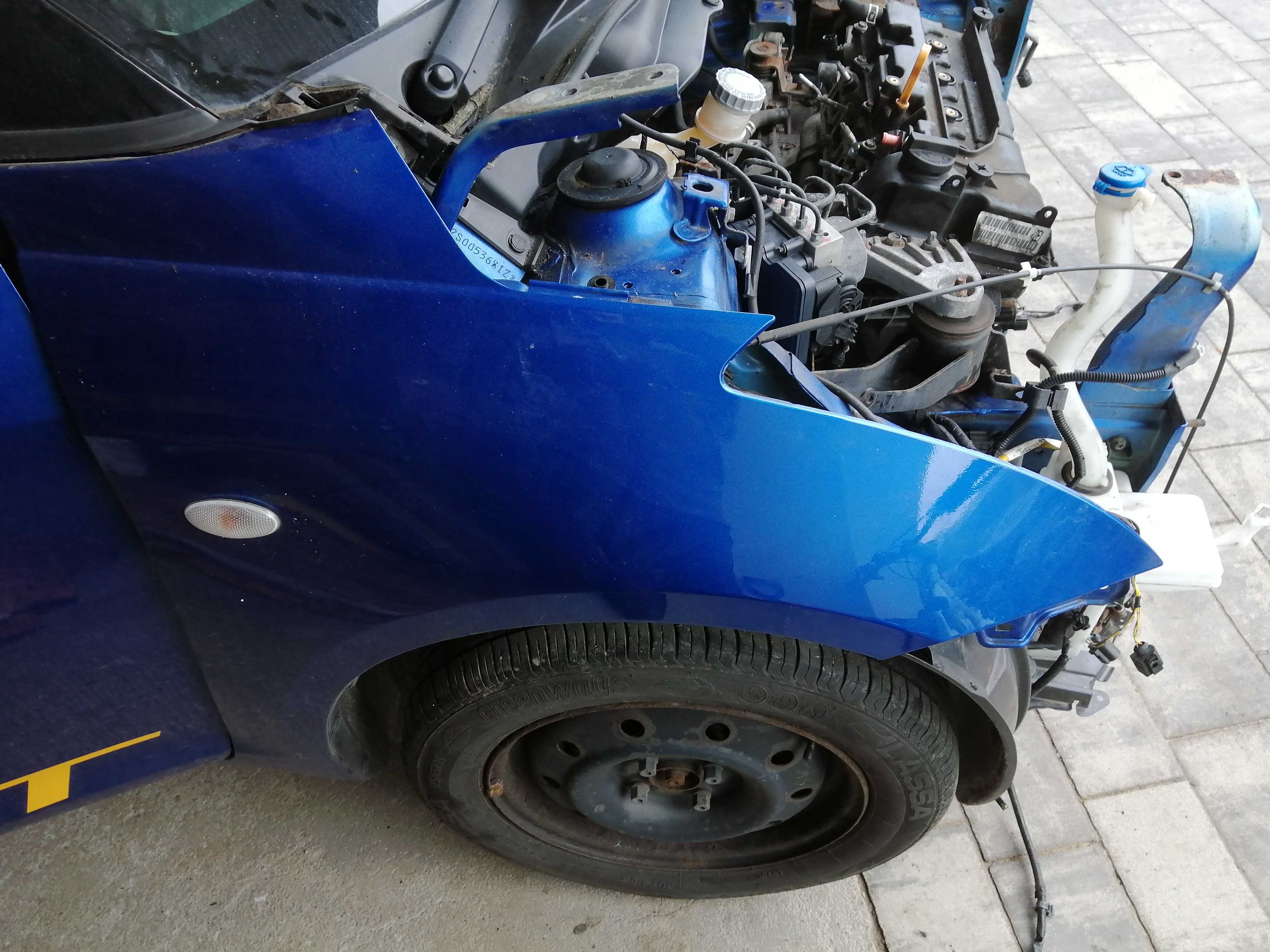 Błotnik prawy lewy przód tył Suzuki Swift MK7 A7E, 26U części jak nowe