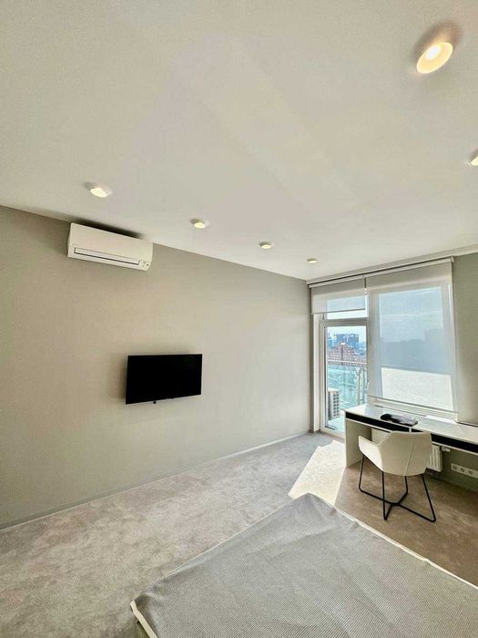 Оренда Золоті Ворота Центр Гоголівська 47 Клубний будинок