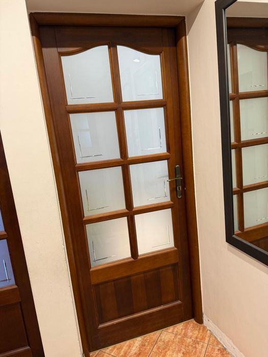 Drzwi wewnętrzne drewniane