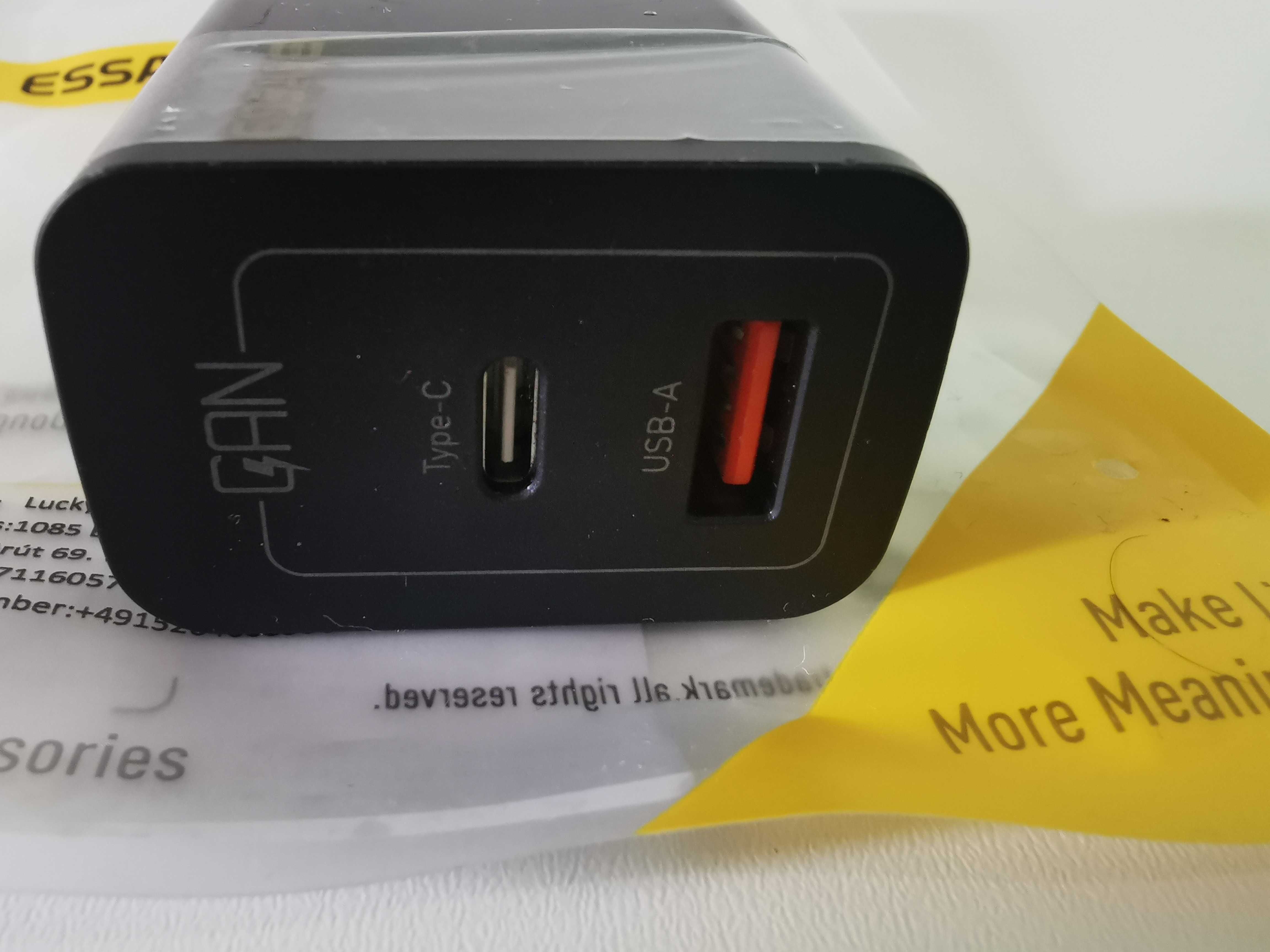 Зарядний пристрій , зарядка Essager 33W USB і Type C чорний