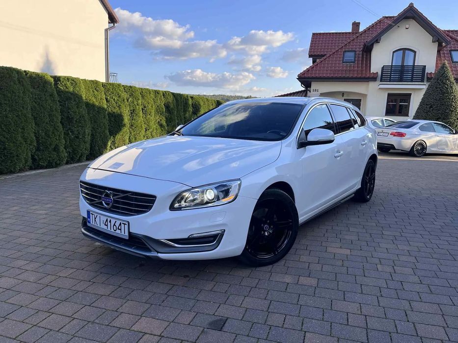 Volvo V60 Volvo v60 automat 1.6 xenon navi kamera 100% oryginał