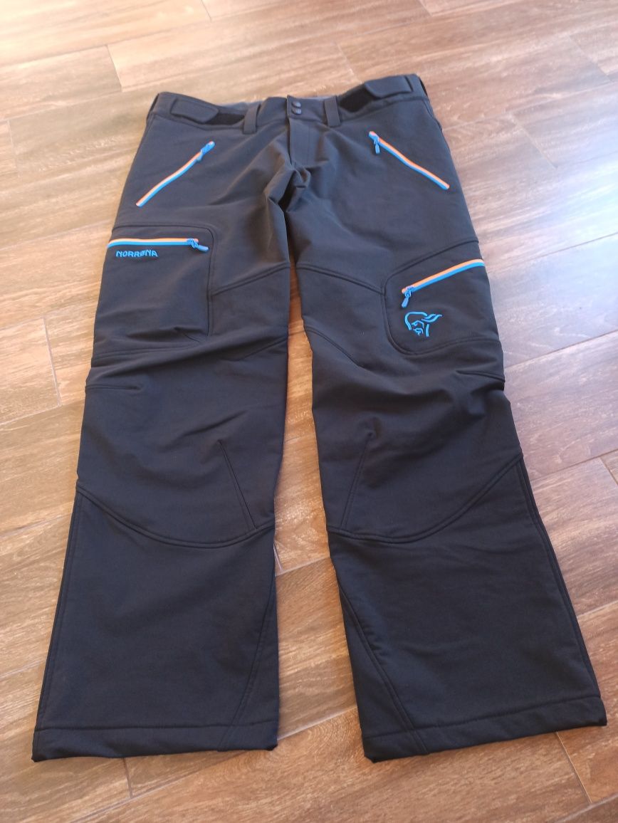 Spodnie Norrona Svalbard flex1 (M) 7794 Caviar Lava rozmiar L