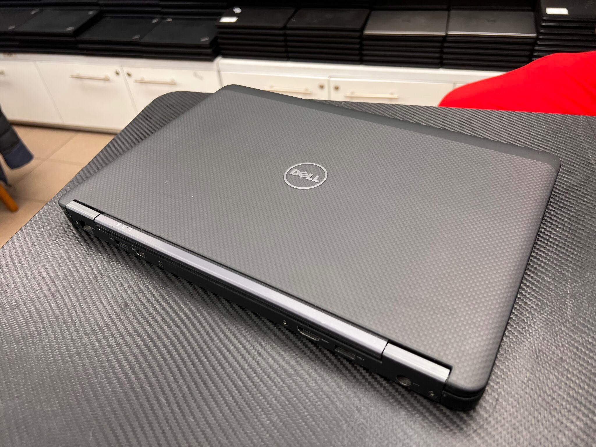 Dell Latitude E7440 14″ i5-4300U/128SSD/8GB/FHD/DOTYK