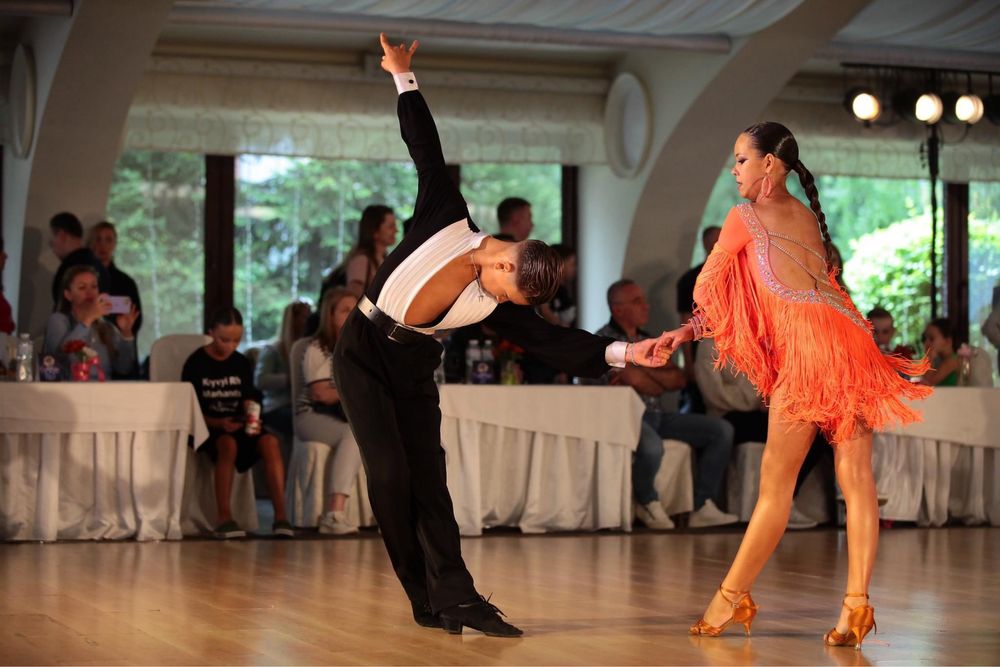 Спортивно- бальні танці одяг для хлопчика 160-165 см зріст