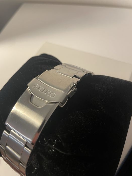 Seiko SRPD59K1 – Seiko 5 Sports „Orange Samurai”