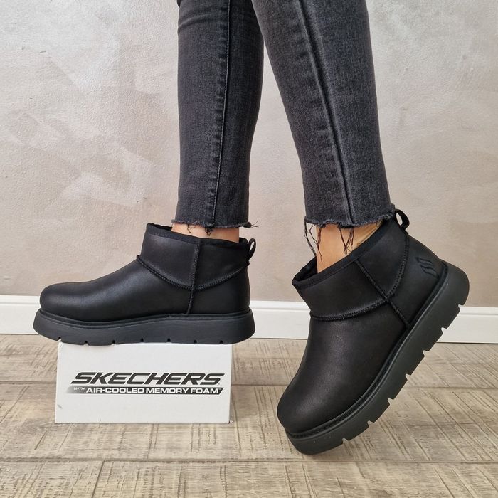 Черевики уги жіночі нові зима  Skechers 169018 BBK оригінал