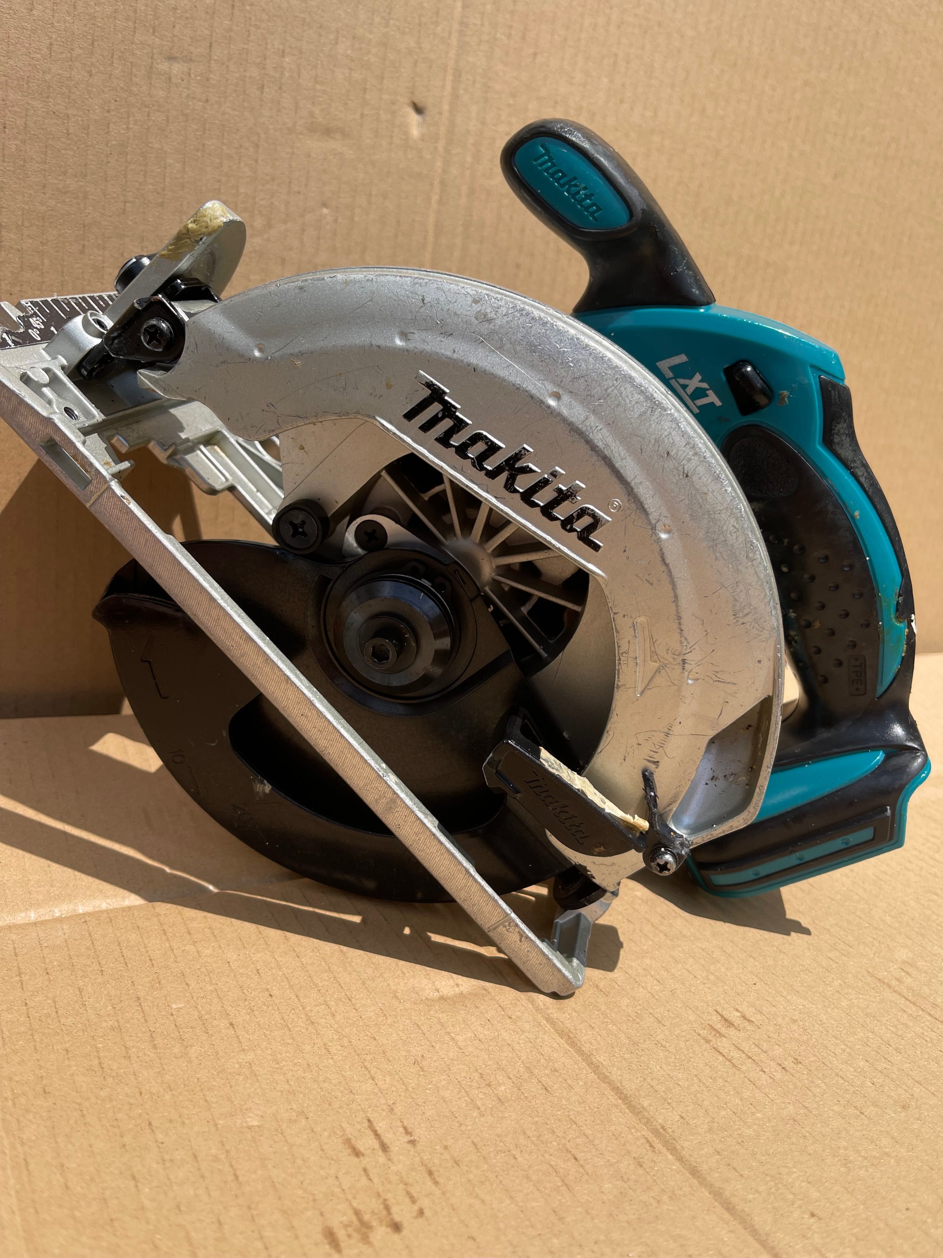 Makita pilarka DSS611 18V