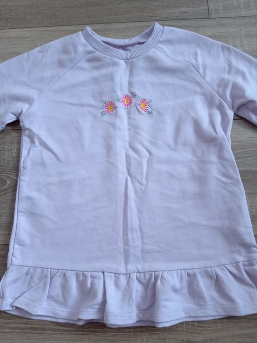 Bluza z falbanką, roz. 134