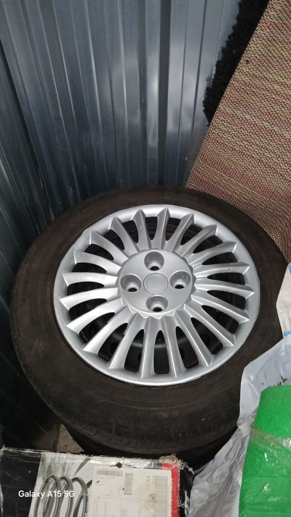 Jantes 15 com pneus