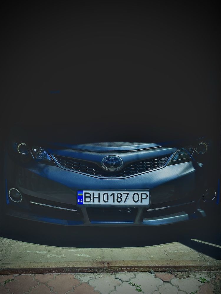 Продам Toyota Camry (usa)