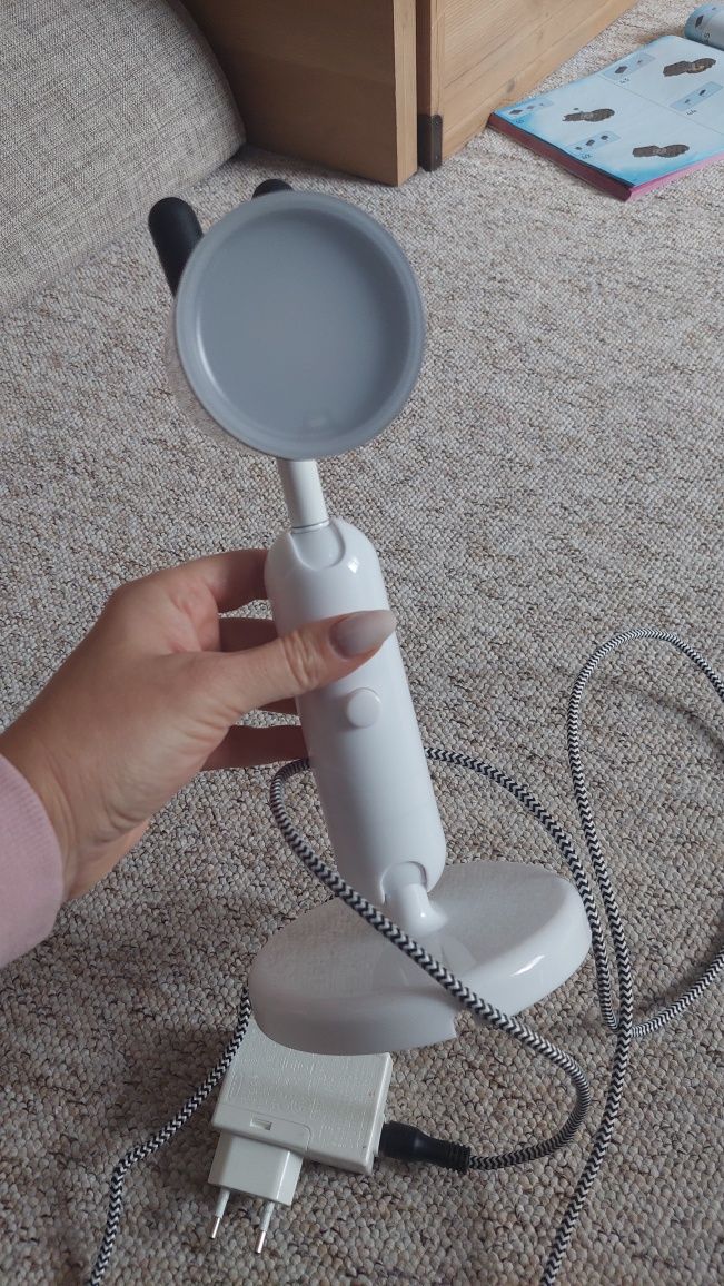 Lampka ikea piesek
