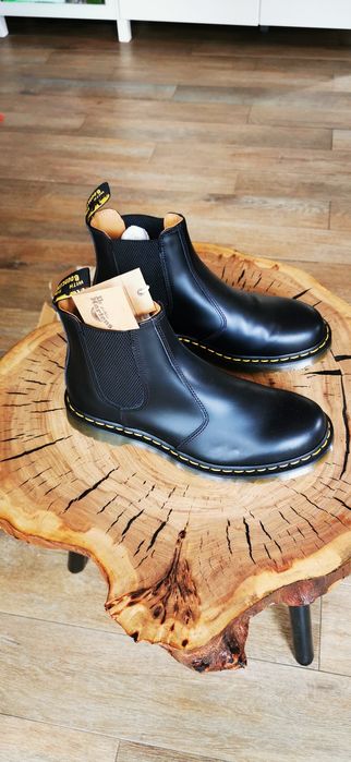 Botki Dr Martens 2976_YELLOW_STITCH Czarny EU 43