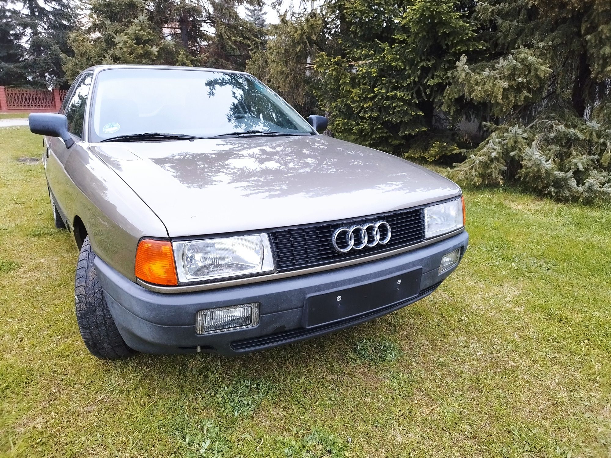 Audi 80 B3 / 88r 1.8 benzyna idealna baza !