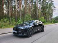 Toyota C-HR 2gi właściciel, niski przebieg, serwisowany w ASO, faktura VAT 23%