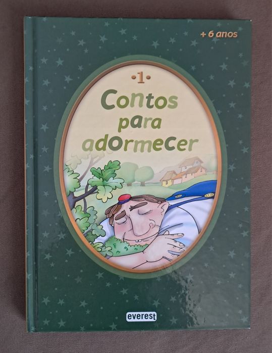 Livro com Várias Histórias Infantis