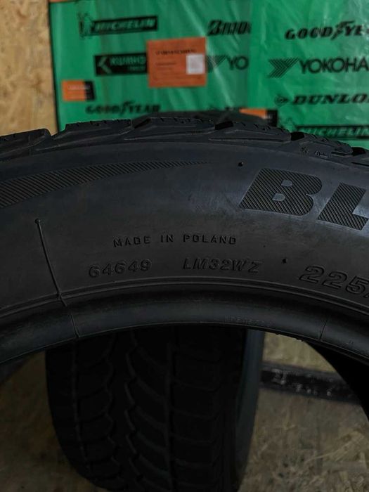 225/50 R17 Bridgestone Blizzak LM 32 RFT (Резина б/у зима пара склад)