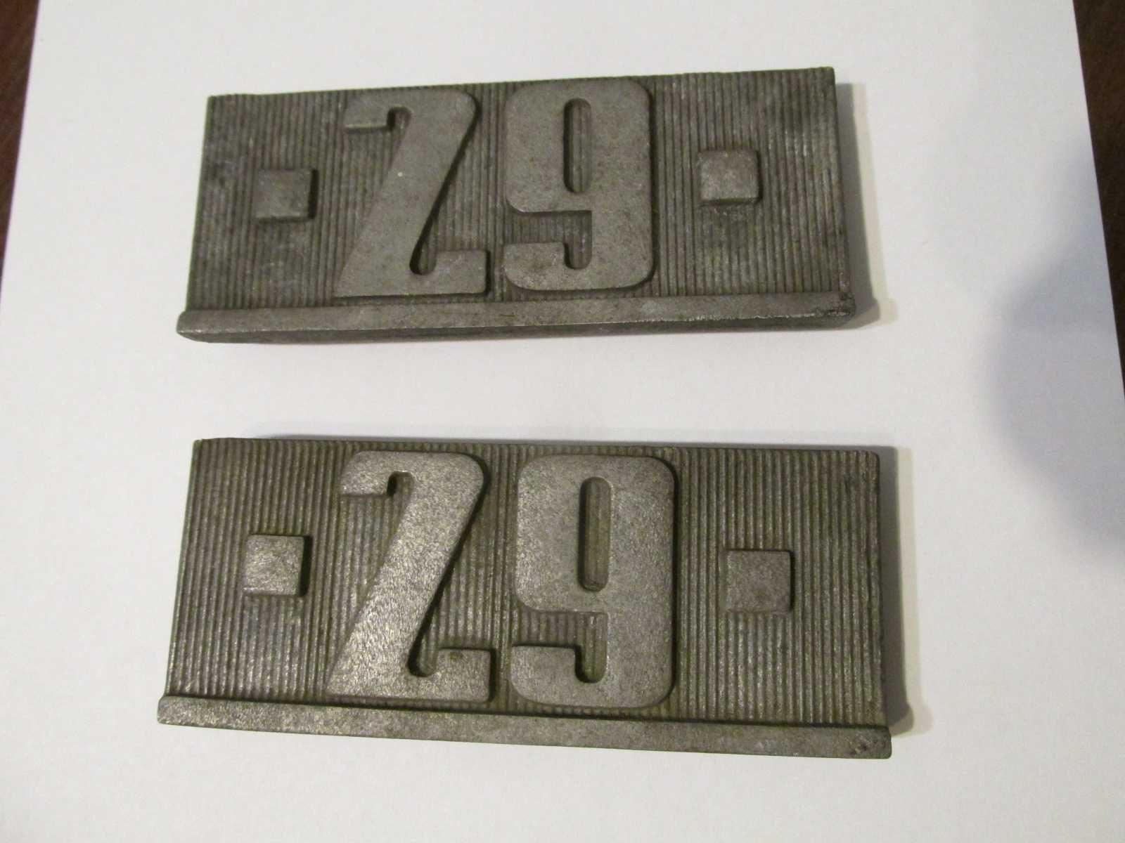 Znaczki emblematy aluminiowe Star 29 benzyna 79r.