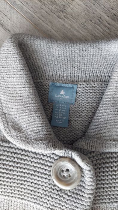 Ciepły rozpinany sweterek Baby GAP r. 92
