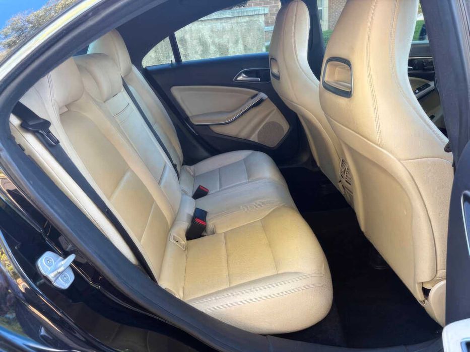 Mercedes-Benz CLA CLA 250 4MATIC      2015