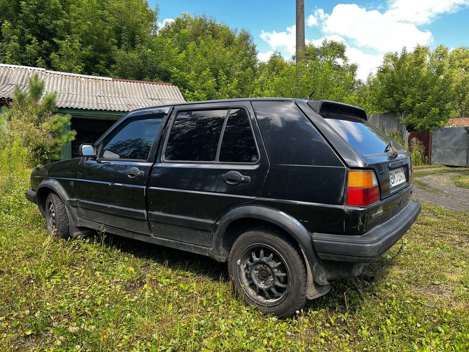 Volkswagen Golf 2