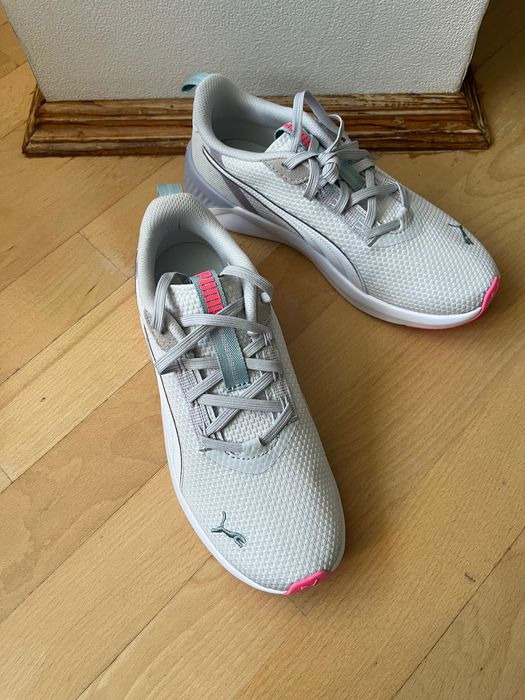 Кросівки жіночі Пума розмір 40