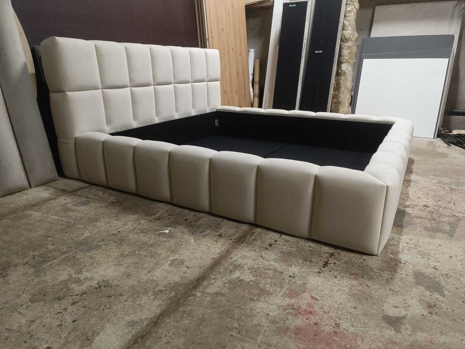 Łóżko tapicerowane kafelki puchate na wymiar grubsze ramy