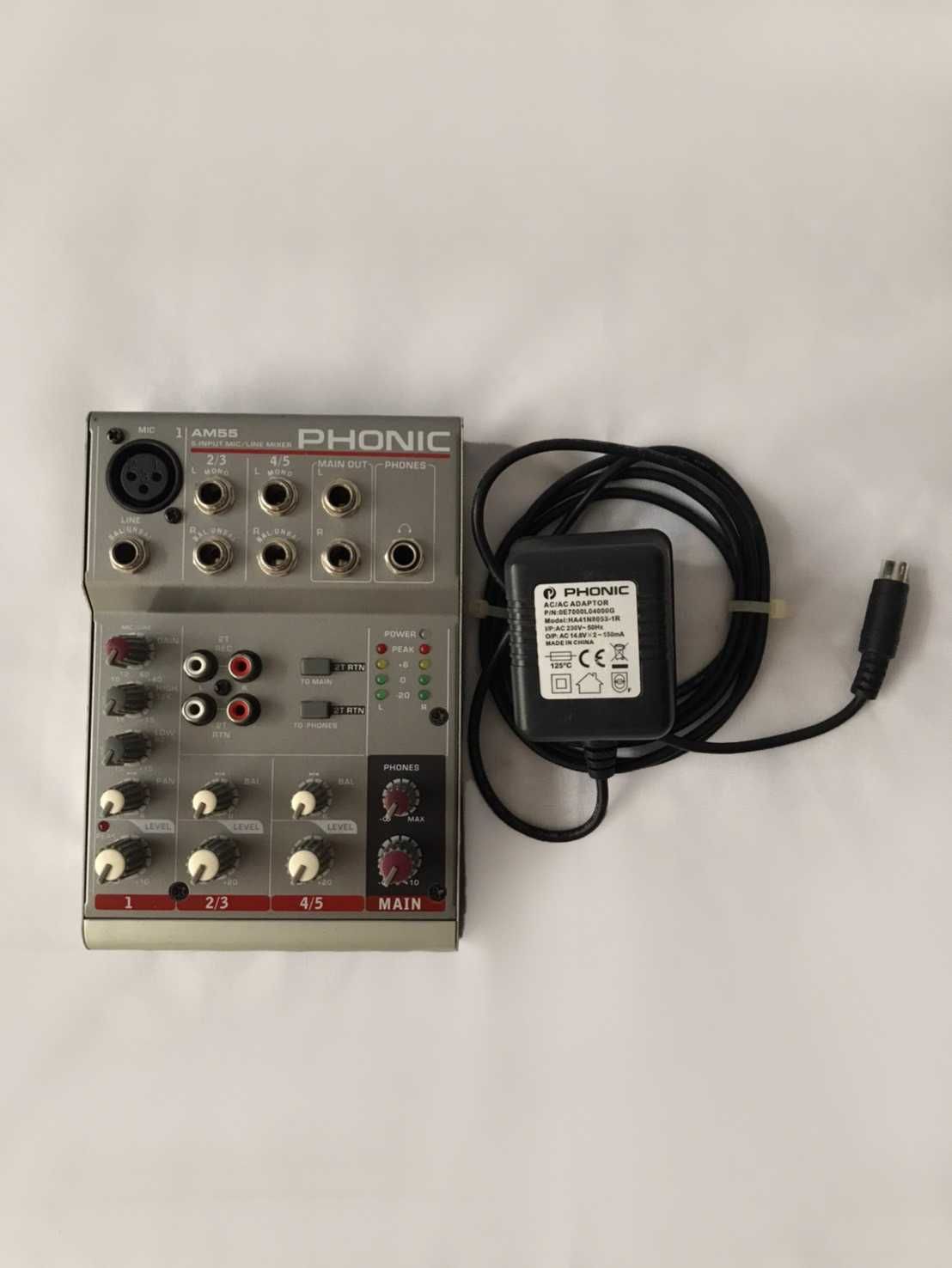 Пульт микшерный Phonic AM55